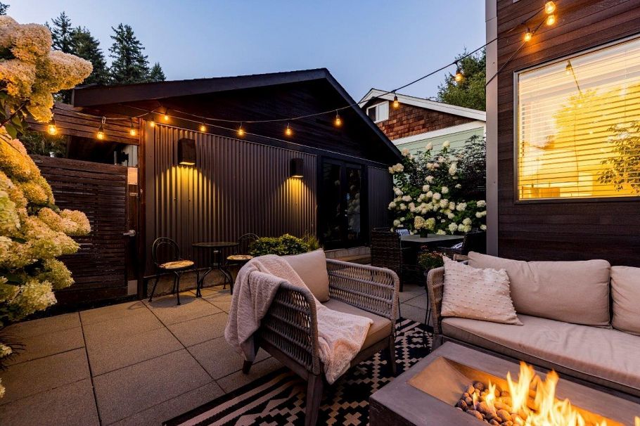 126 E St. James Road North Vancouver, BC - 39