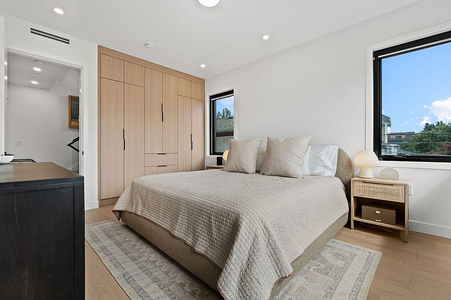 2 312 E 37th Avenue Vancouver, BC - 16