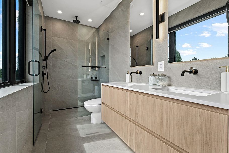 2 312 E 37th Avenue Vancouver, BC - 13