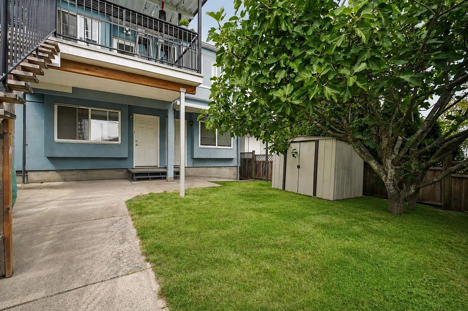 3054 E 5th Avenue Avenue Vancouver, BC - 17