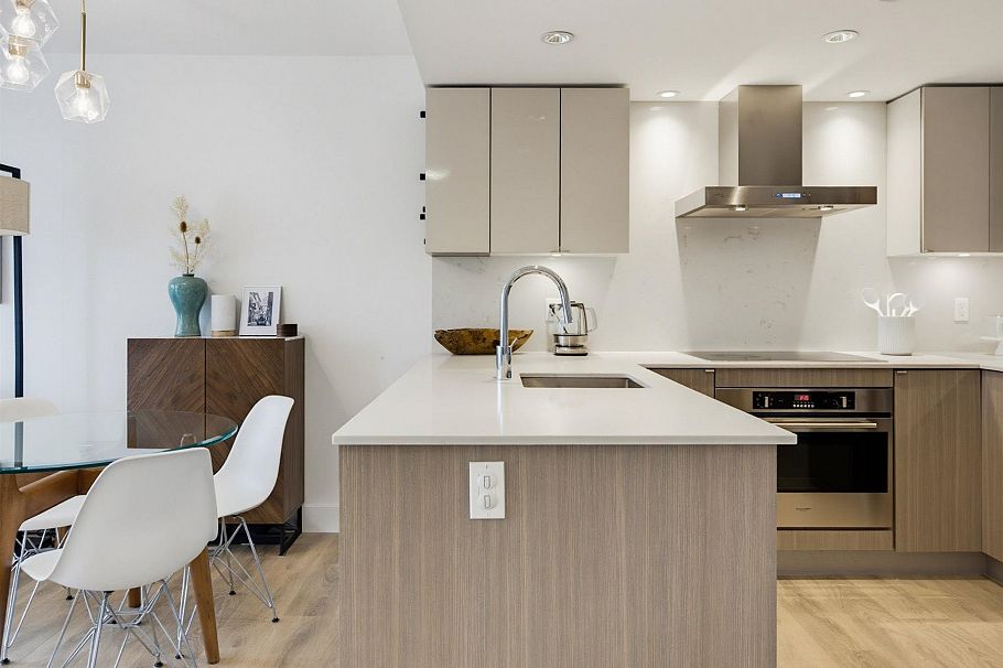 1501 1788 Columbia Street Vancouver, BC - 15