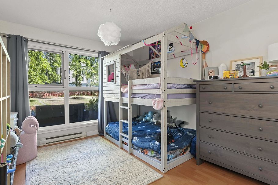 102 2528 E Broadway Vancouver, BC - 24