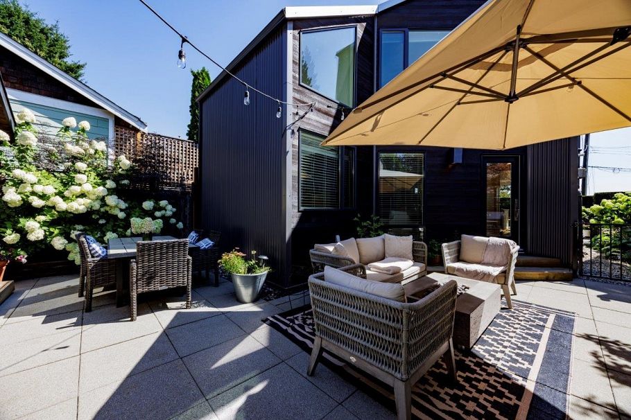 126 E St. James Road North Vancouver, BC - 17