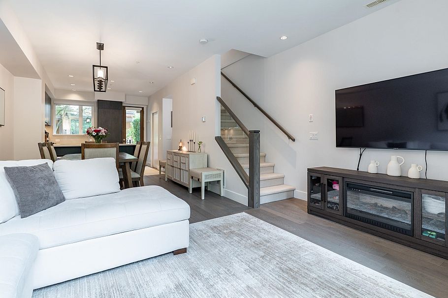 5510 Oak Street Vancouver, BC - 1