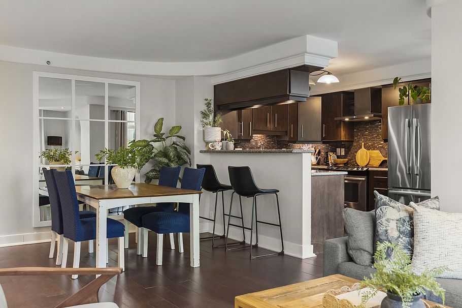 102 2528 E Broadway Vancouver, BC - 11