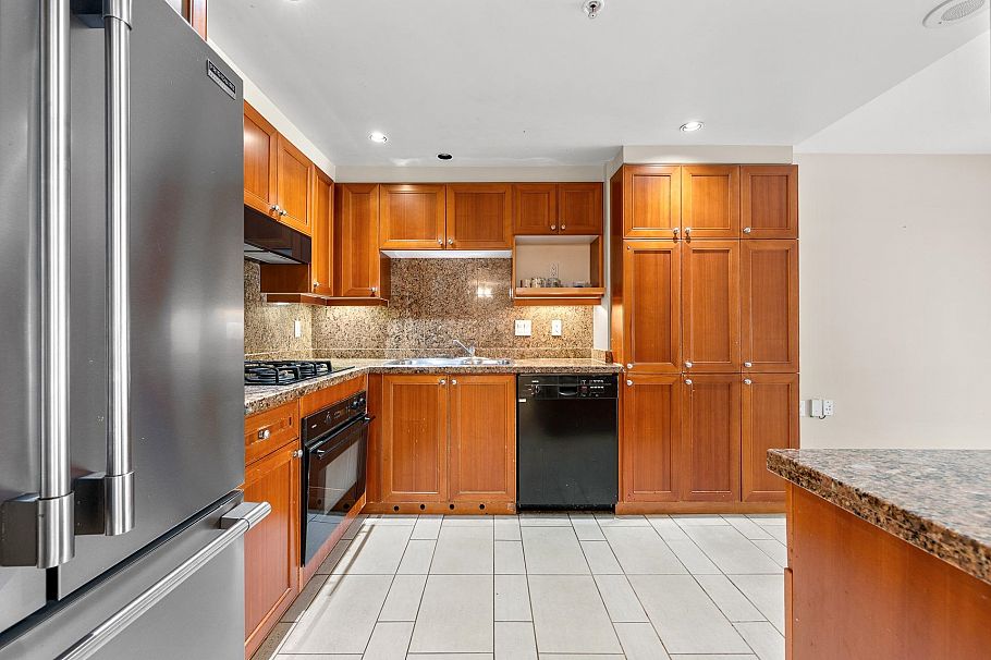 201 638 W 45th Avenue Vancouver, BC - 10