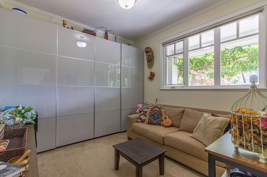 358 E 14th Street North Vancouver, BC - 13