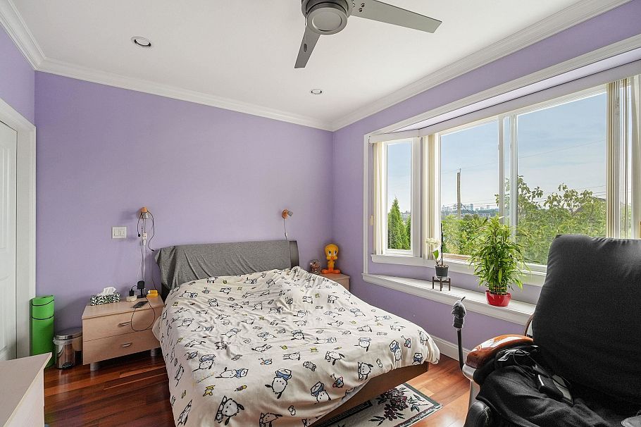 3054 E 5th Avenue Avenue Vancouver, BC - 13