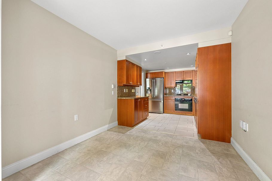 201 638 W 45th Avenue Vancouver, BC - 6