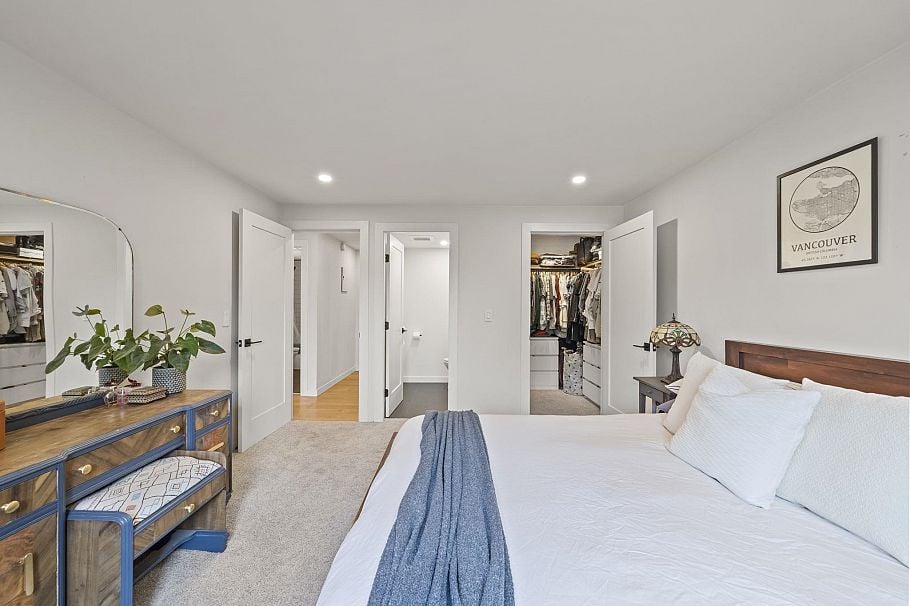 206 327 W 2nd Street North Vancouver, BC - 5