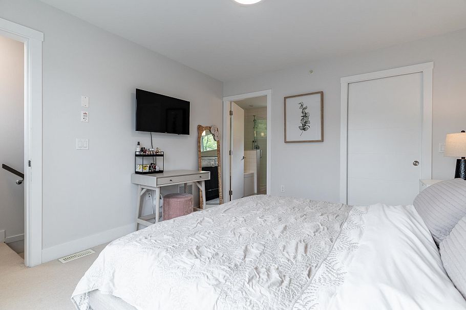5510 Oak Street Vancouver, BC - 11