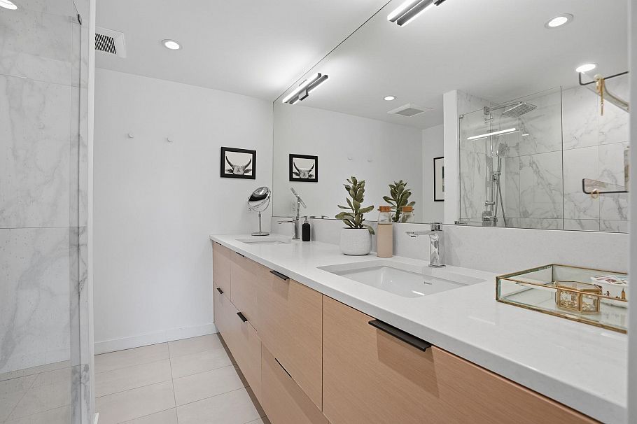 2224 Spruce Street Vancouver, BC - 24