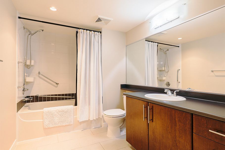 711 618 Abbott Street Vancouver, BC - 8