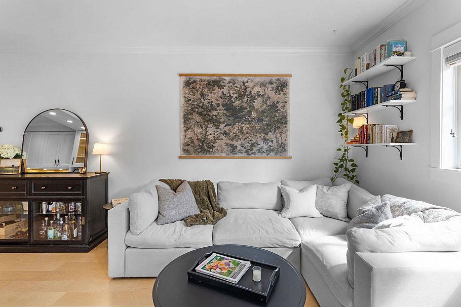 158 W 14th Avenue Vancouver, BC - 6