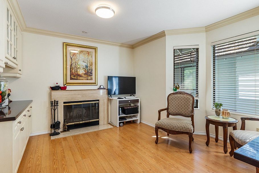 5729 Owl Court North Vancouver, BC - 11