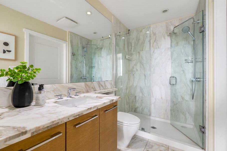 1503 5728 Berton Avenue Vancouver, BC - 9