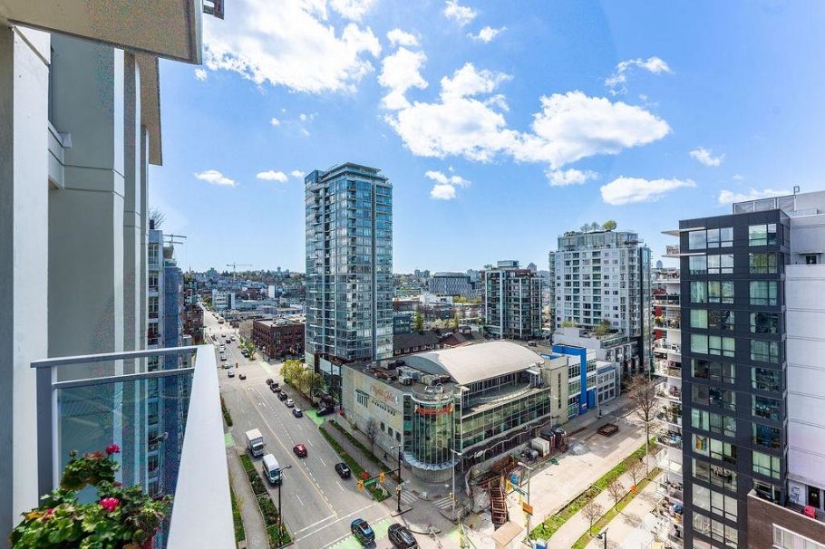 1609 111 E 1st Avenue Vancouver, BC - 24