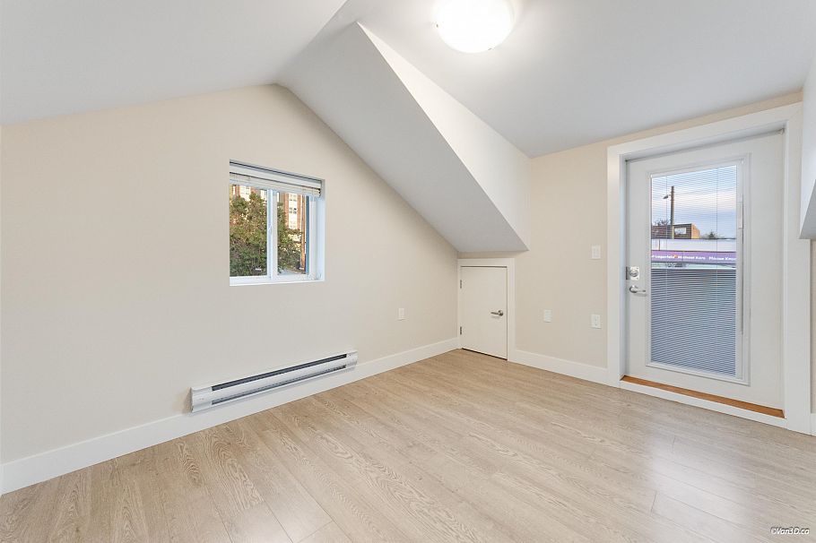 3582 Franklin Street Vancouver, BC - 32