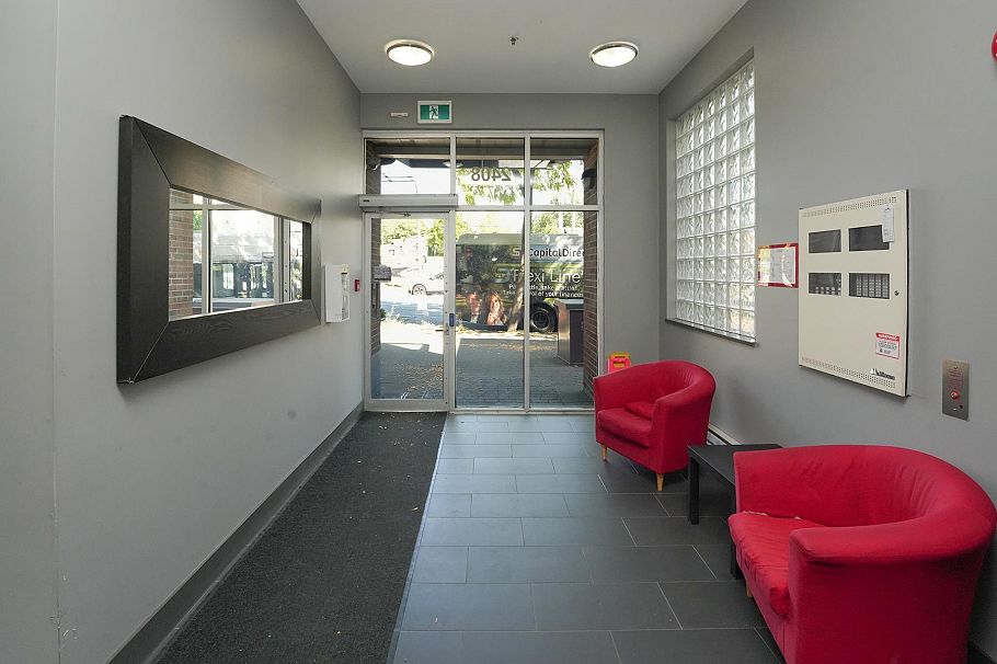 403 2408 E Broadway Vancouver, BC - 13