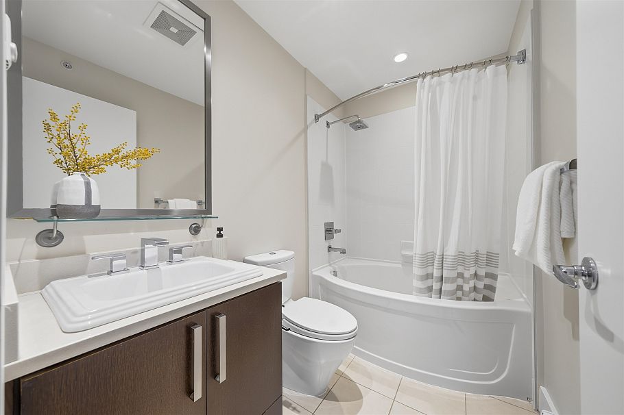 407 5779 Birney Avenue Vancouver, BC - 25