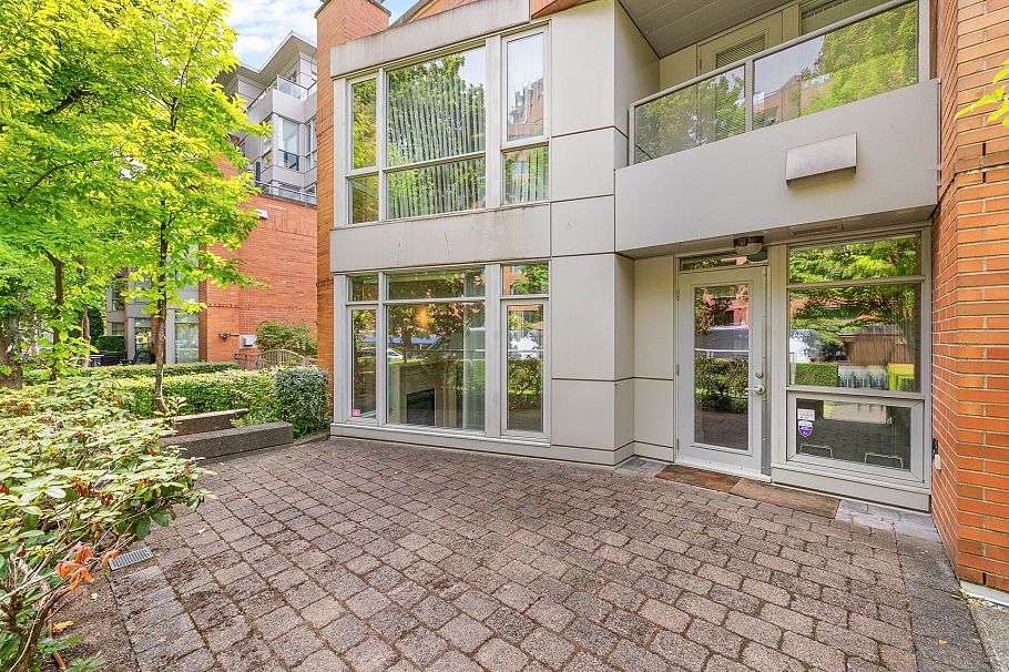 201 638 W 45th Avenue Vancouver, BC - 29