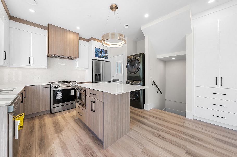 4318 Nanaimo Street Vancouver, BC - 12
