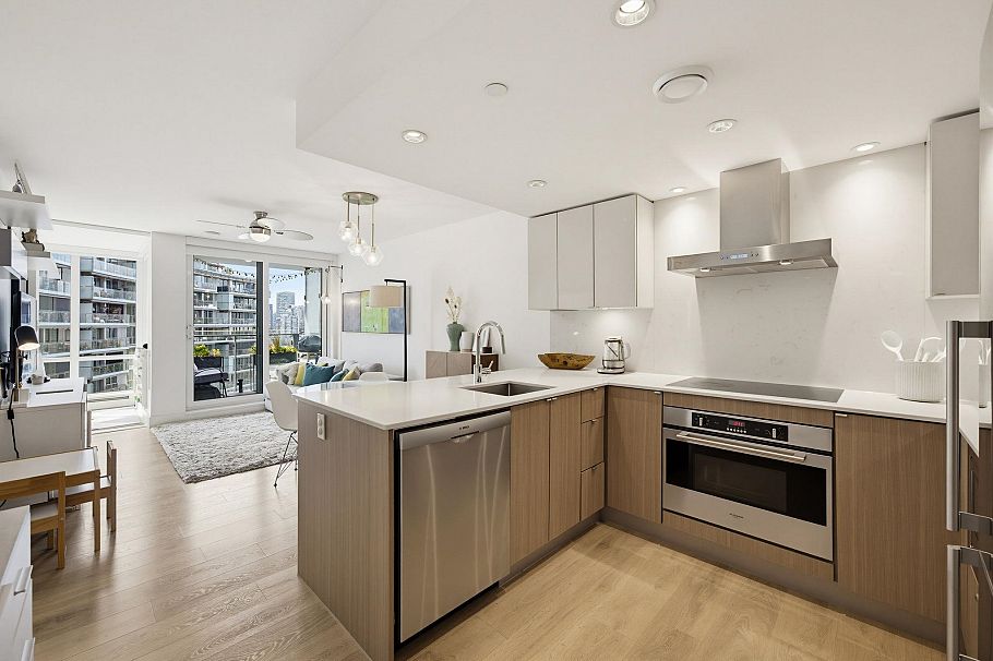 1501 1788 Columbia Street Vancouver, BC - 13