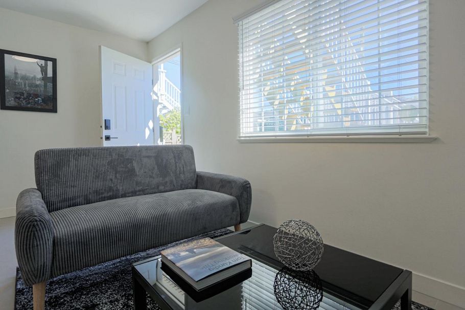 1808 E 51st Avenue Vancouver, BC - 14