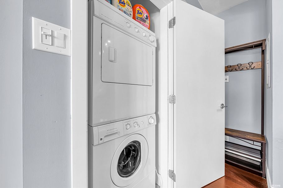 1301 158 W 13th Street North Vancouver, BC - 15