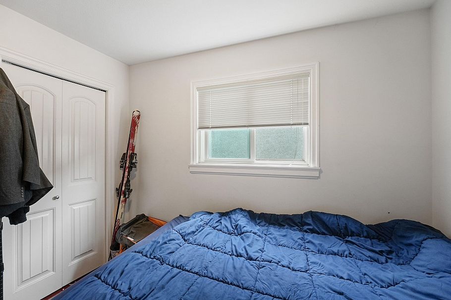 3054 E 5th Avenue Avenue Vancouver, BC - 26