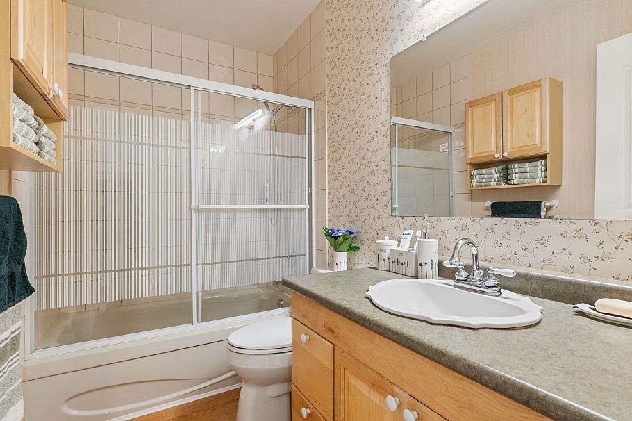 5729 Owl Court North Vancouver, BC - 20