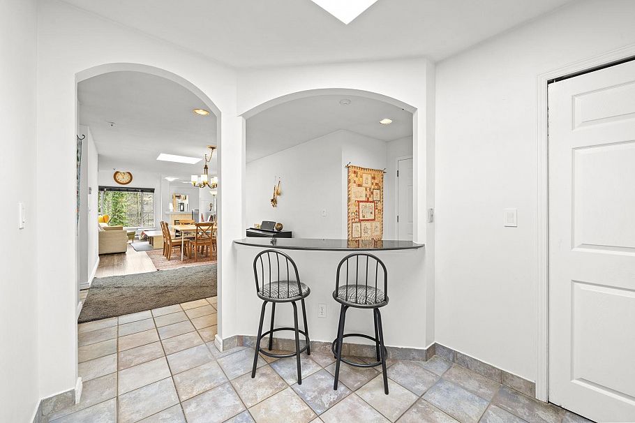 304 1550 Fell Avenue Avenue North Vancouver, BC - 15