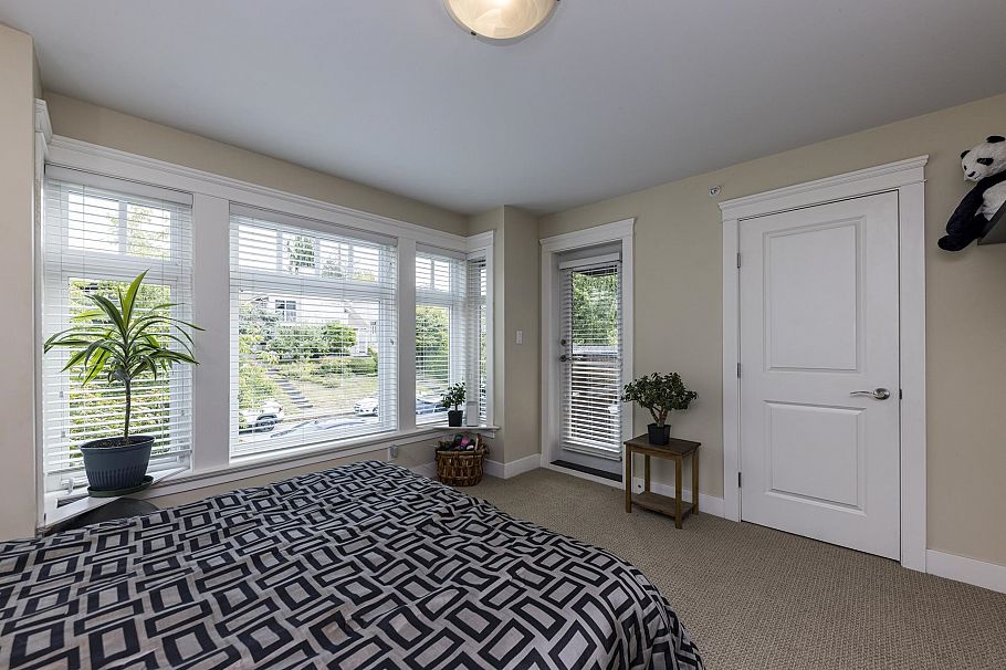 2 263 E 5th Street North Vancouver, BC - 33