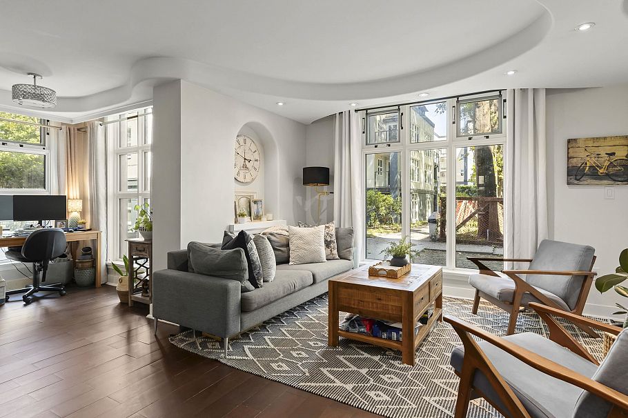 102 2528 E Broadway Vancouver, BC - 7