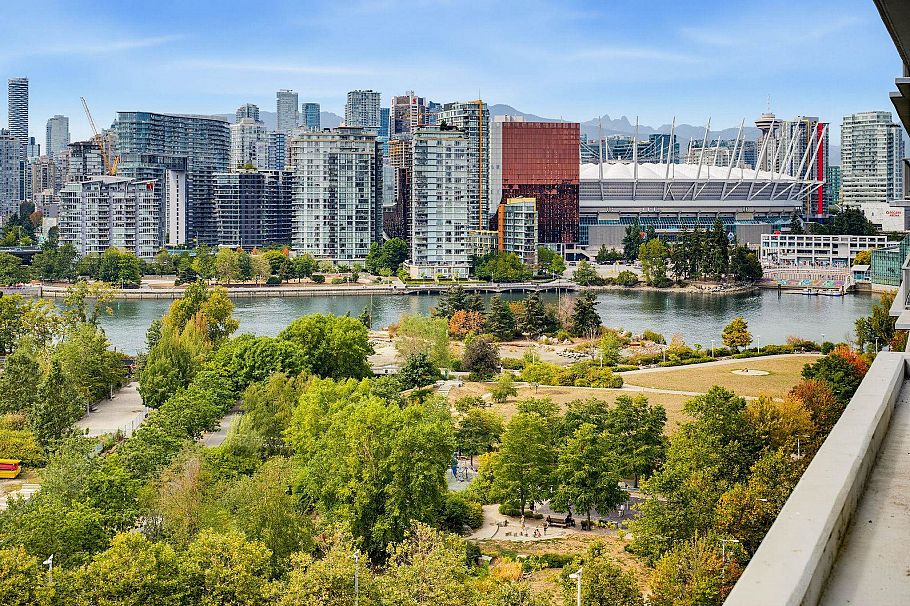1501 1788 Columbia Street Vancouver, BC - 32