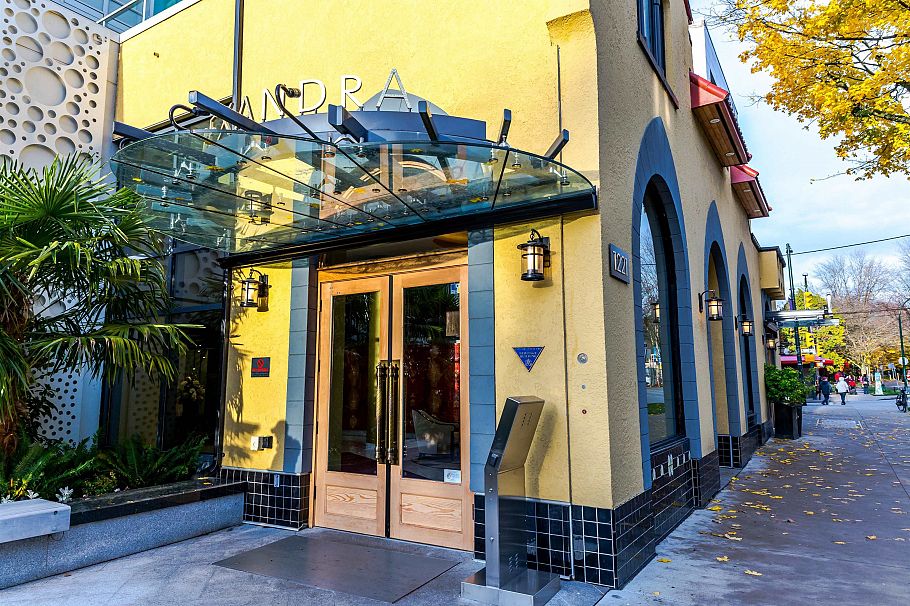 904 1221 Bidwell Street Vancouver, BC - 1