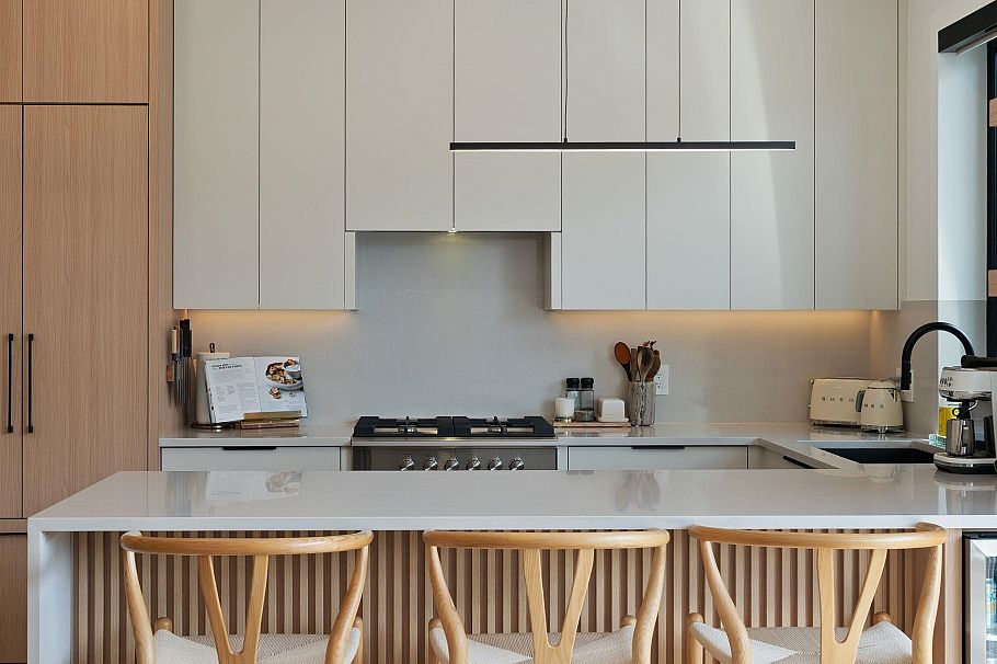 2 312 E 37th Avenue Vancouver, BC - 9