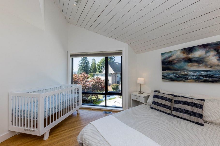 126 E St. James Road North Vancouver, BC - 30