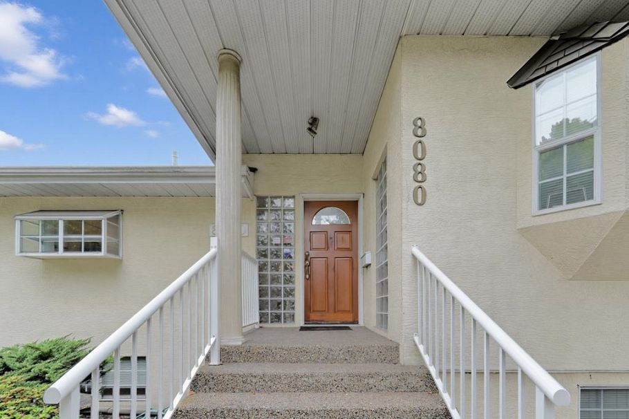 8080 Columbia Street Vancouver, BC - 10