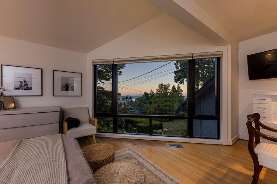 126 E St. James Road North Vancouver, BC - 38