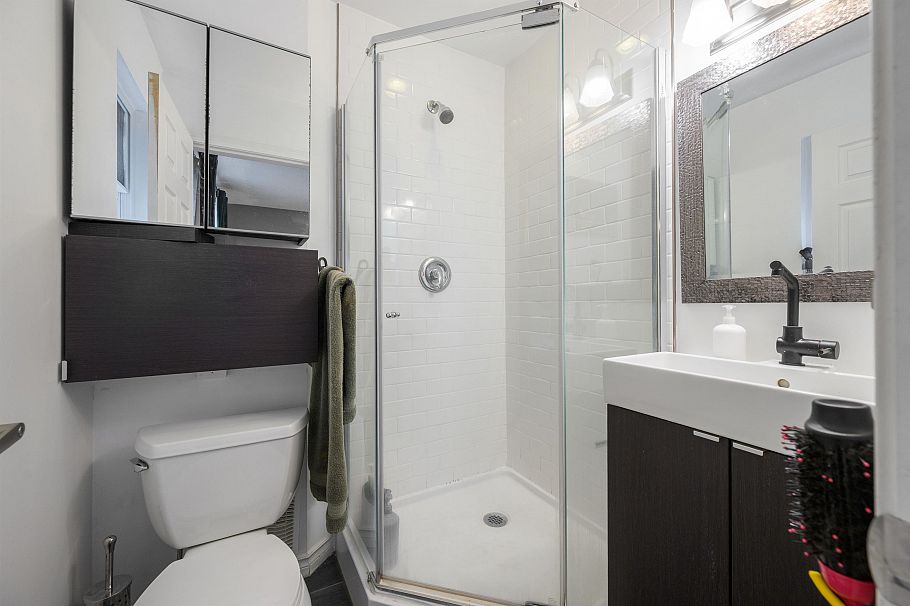 3342 Fromme Road North Vancouver, BC - 19