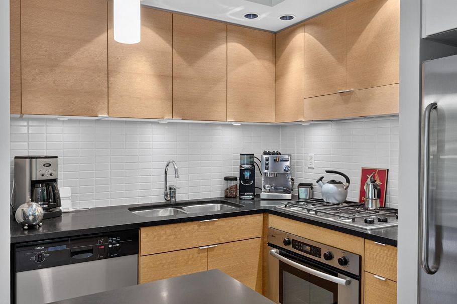 406 1055 Homer Street Vancouver, BC - 5