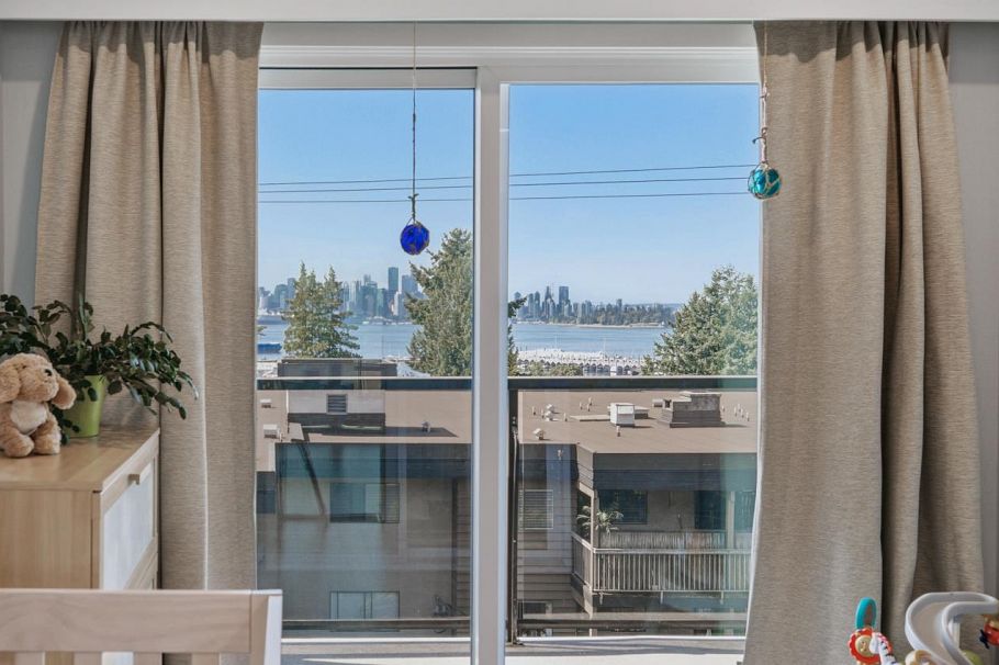 304 325 W 3rd Street North Vancouver, BC - 23