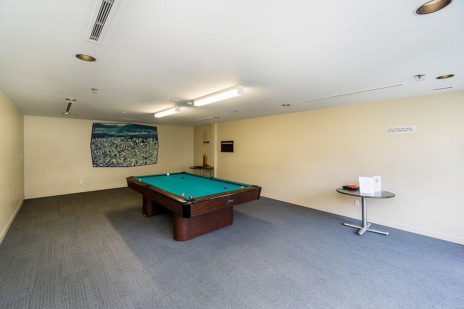 902 989 Nelson Street Vancouver, BC - 11