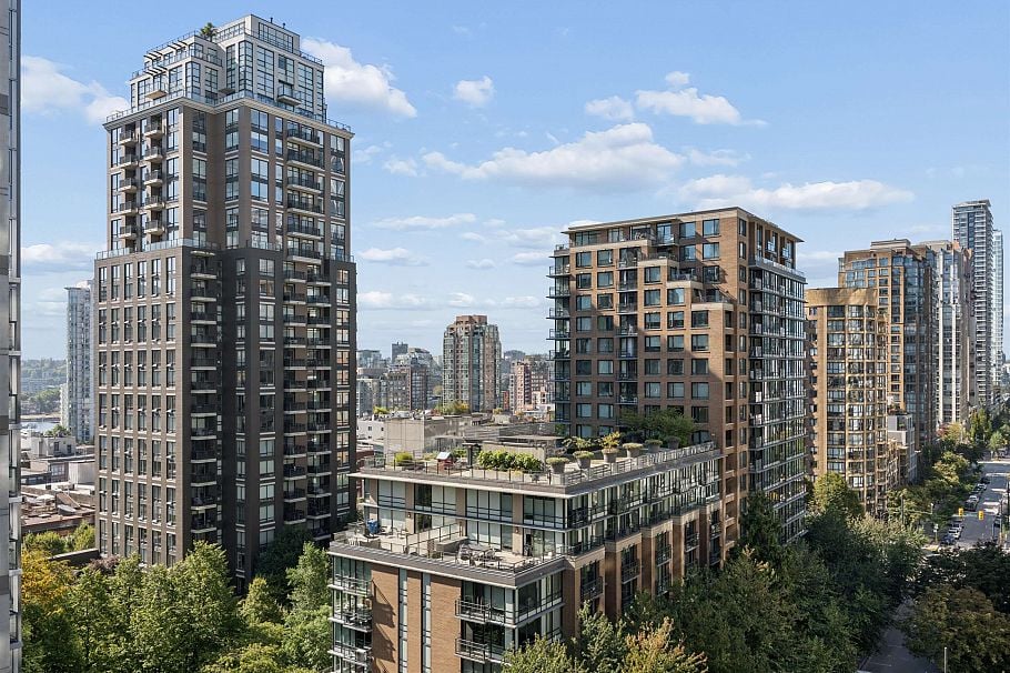 1104 1001 Richards Street Vancouver, BC - 23