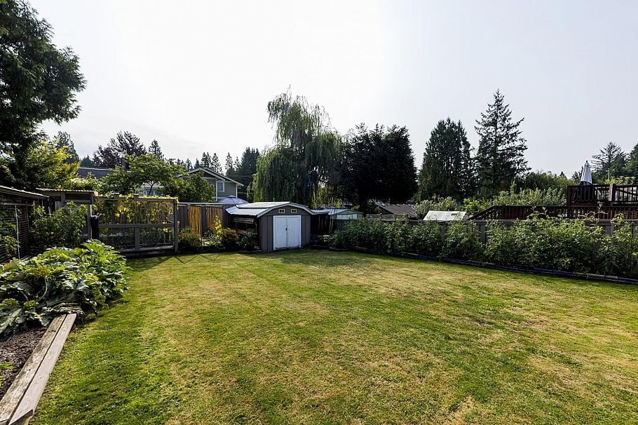 3466 Upton Road North Vancouver, BC - 28