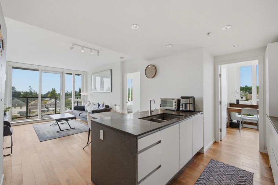 802 8488 Cornish Street Vancouver, BC - 10