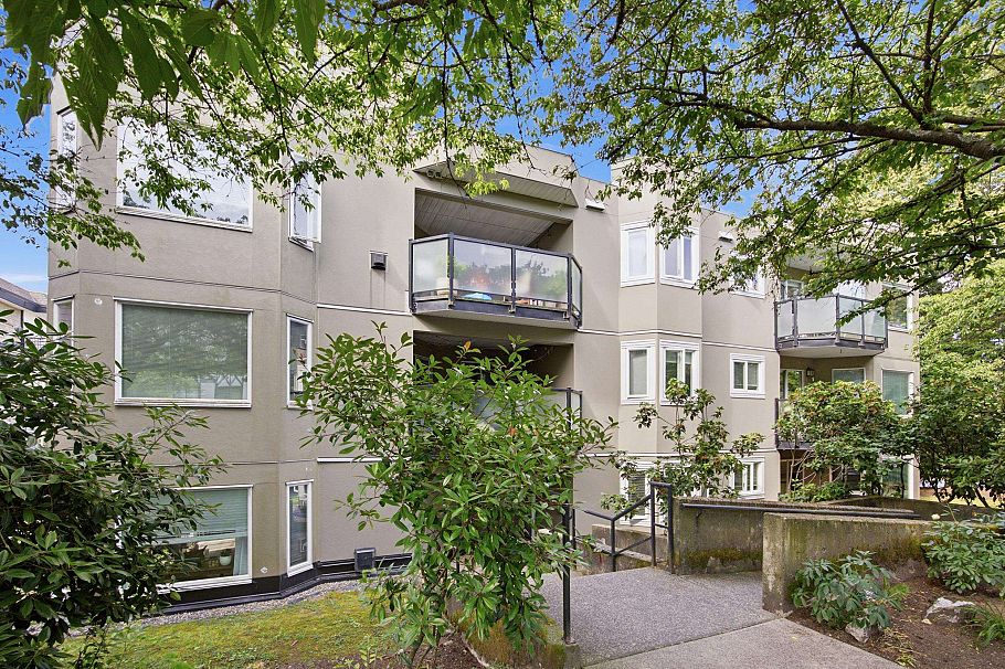 101 175 W 4th Street North Vancouver, BC - 22