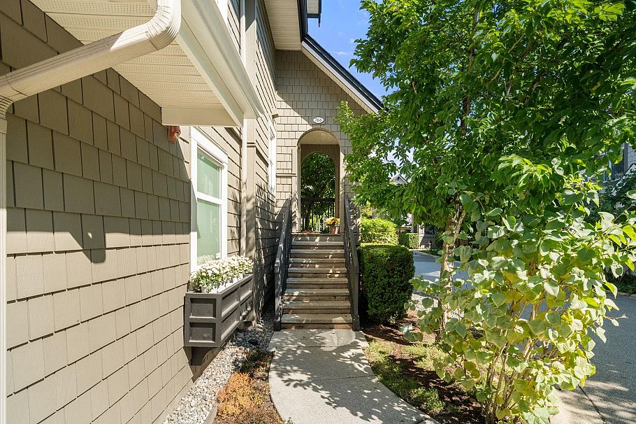 766 Orwell Street North Vancouver, BC - 37
