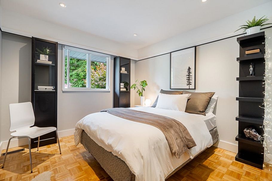 2685 Byron Road North Vancouver, BC - 25